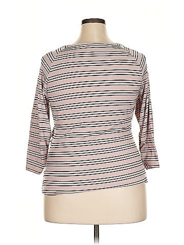 Jennifer Lopez 3/4 Sleeve Top (view 2)