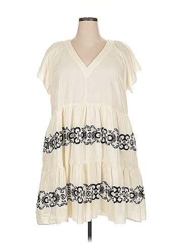 Old Navy Casual Dress (view 1)