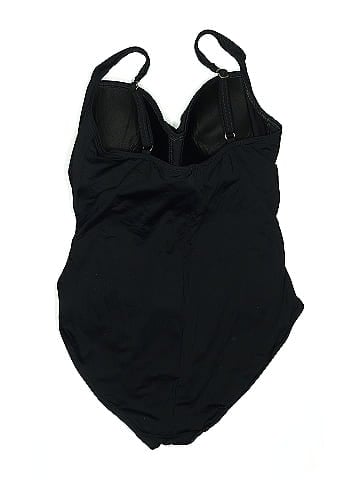 La Blanca One Piece Swimsuit (view 2)