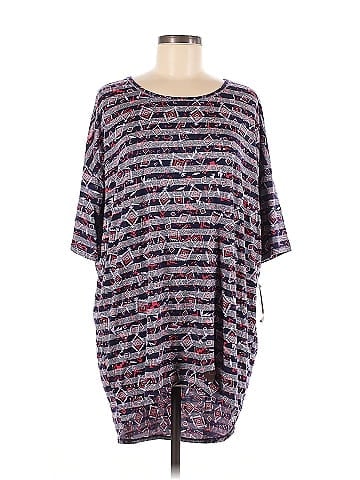 Lularoe 3/4 Sleeve T-Shirt (view 1)