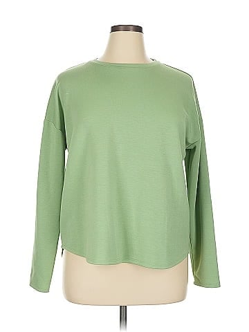 Crown & Ivy Sweatshirt (view 1)