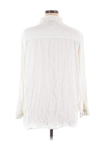 American Eagle Outfitters Long Sleeve Blouse (view 2)