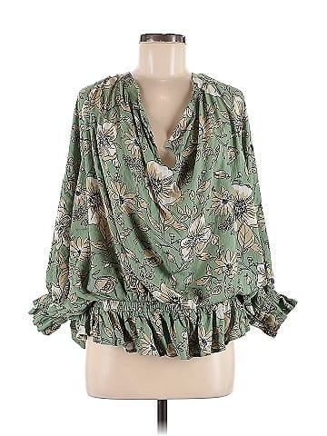 Easel 3/4 Sleeve Blouse (view 1)