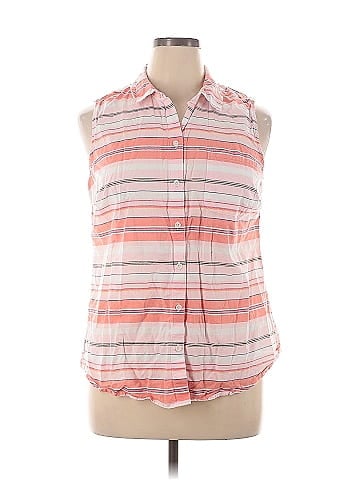 Croft & Barrow Sleeveless Button-Down Shirt (view 1)