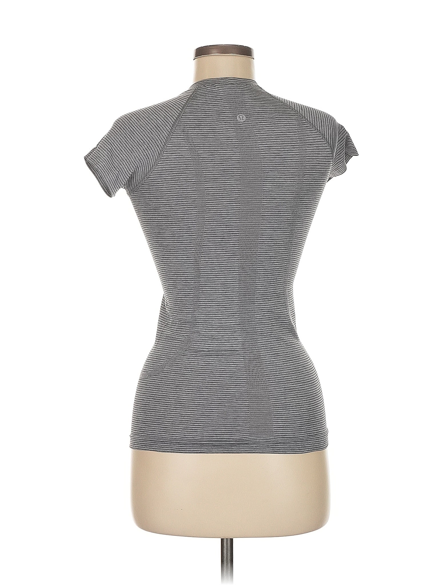 Lululemon Athletica Gray Short Sleeve T-Shirt Size 6 - 37