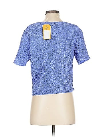 Bala Bala Black Floral Short Sleeve Sheer Top (view 2)