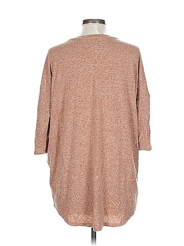 Express One Eleven 3/4 Sleeve Top (view 2)