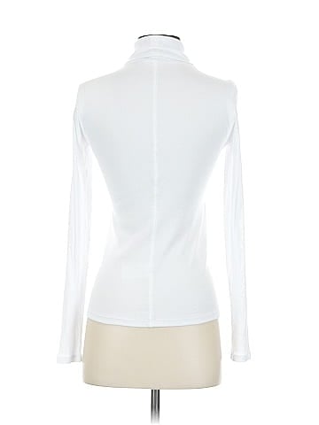 Everlane Long Sleeve Turtleneck (view 2)