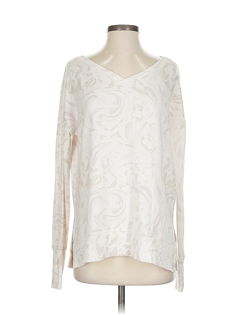 Pre-owned Athleta Long Sleeve T-shirt In White
