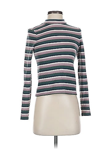 American Eagle Outfitters Turtleneck Sweater (view 1)