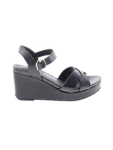 Kenneth Cole REACTION Wedges (view 1)