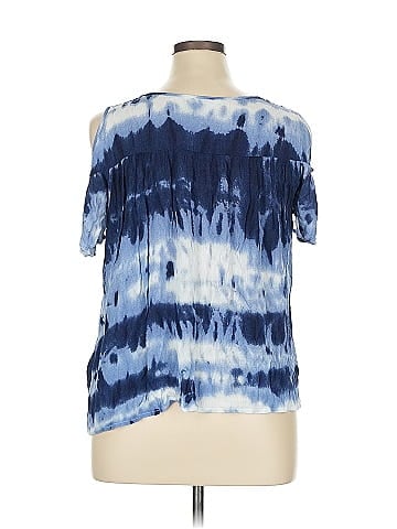 Tantrums Short Sleeve Blouse (view 2)