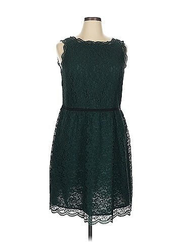 Ann Taylor LOFT Cocktail Dress (view 1)