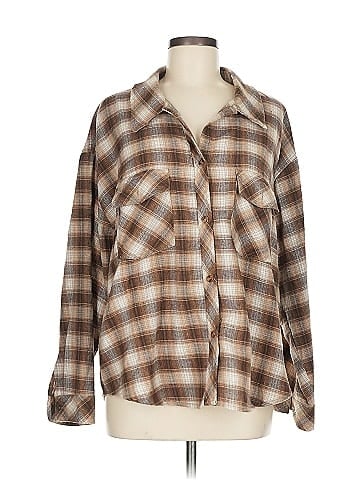 Gilli Long Sleeve Button-Down Shirt (view 1)