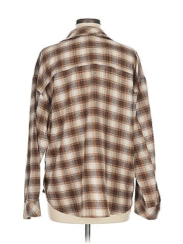 Gilli Long Sleeve Button-Down Shirt (view 2)