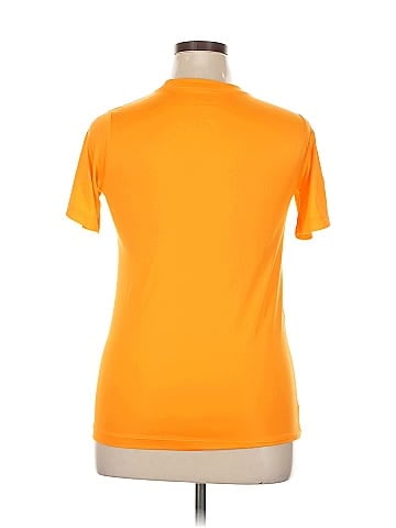 Nike Active T-Shirt (view 2)