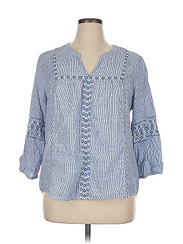 Crown & Ivy 3/4 Sleeve Blouse (view 1)
