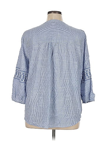 Crown & Ivy 3/4 Sleeve Blouse (view 2)