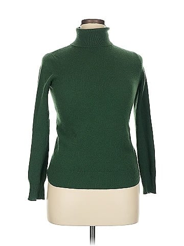 Neiman Marcus Cashmere Pullover Sweater (view 1)