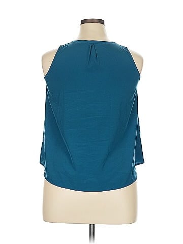 Soprano Sleeveless Blouse (view 2)