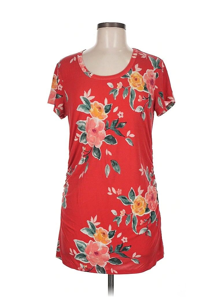 Pre-owned Market & Spruce Short Sleeve T-shirt In Red