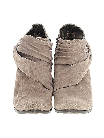 Andrew Geller Ankle Boots (view 2)