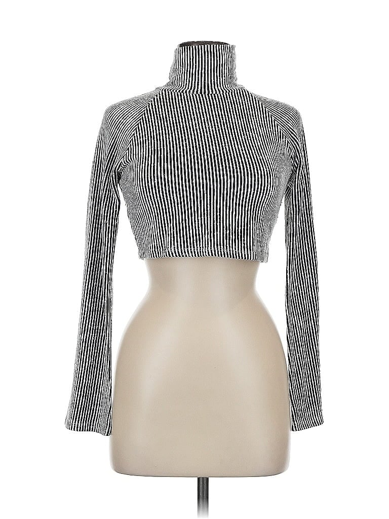 Pre-owned Win Win Long Sleeve Top Black Turtleneck Tops