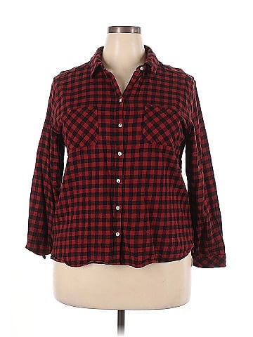 Croft & Barrow 3/4 Sleeve Button-Down Shirt (view 1)
