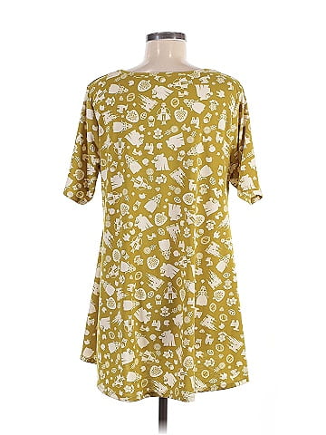 Lularoe Short Sleeve Top (view 2)
