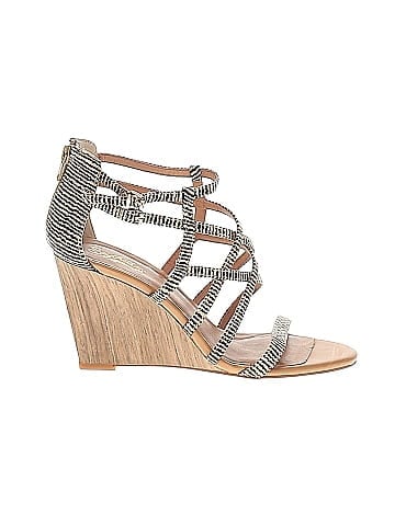 Seychelles Wedges (view 1)