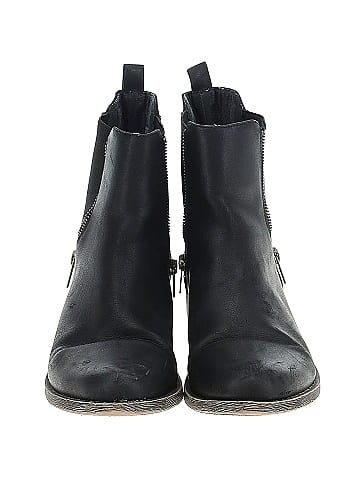 Rocket Dog Ankle Boots (view 2)