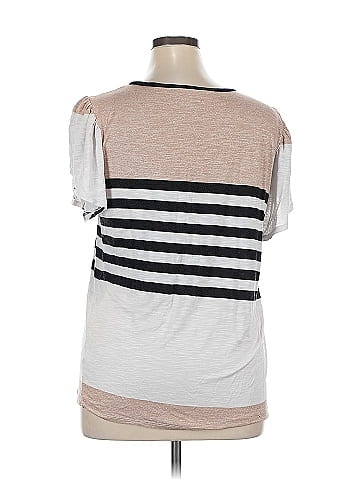 Lularoe Short Sleeve T-Shirt (view 2)