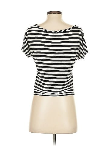 Delia's Short Sleeve Top (view 2)