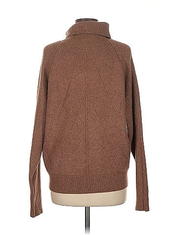 Chouyatou Turtleneck Sweater (view 2)