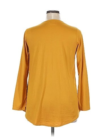 Betsey's Boutique Shop 3/4 Sleeve T-Shirt (view 2)
