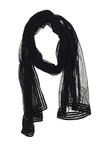 Swee Lo Scarf (view 1)