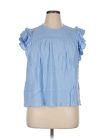 Scoop Short Sleeve Blouse (view 1)