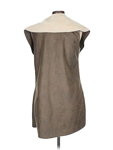 Design History Faux Fur Vest (view 2)
