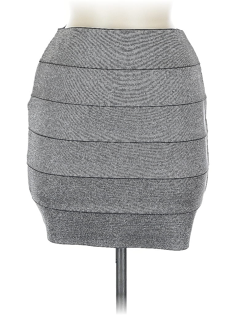 Pre-owned Romeo & Juliet Couture Casual Skirt In Gray