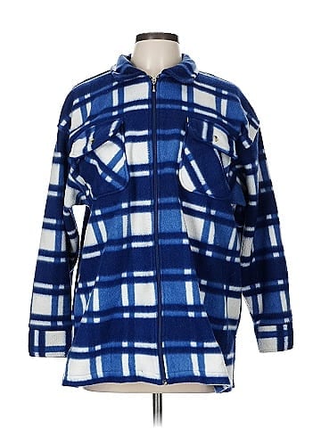 Outbrook Poncho (view 1)