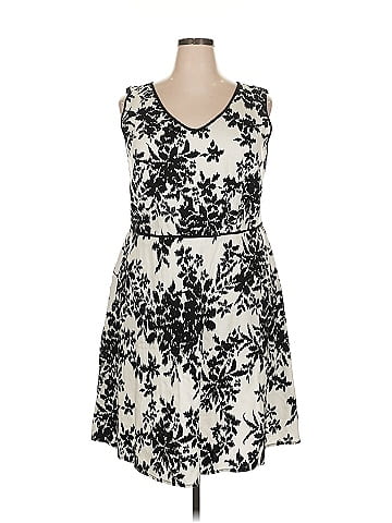 London Times Casual Dress (view 1)