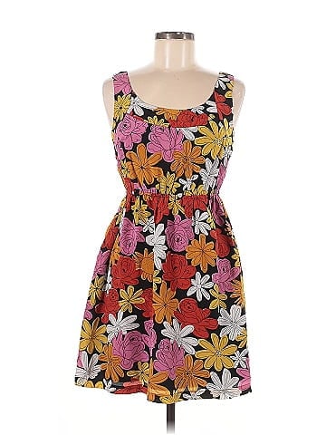 We Love Vera Casual Dress (view 1)