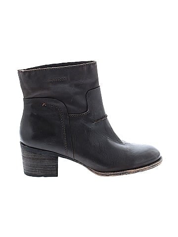 otBt Boots (view 1)