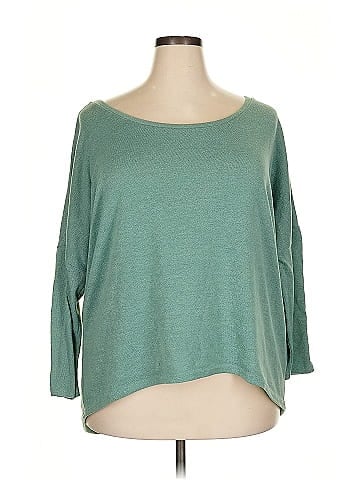 Uget Pullover Sweater (view 1)
