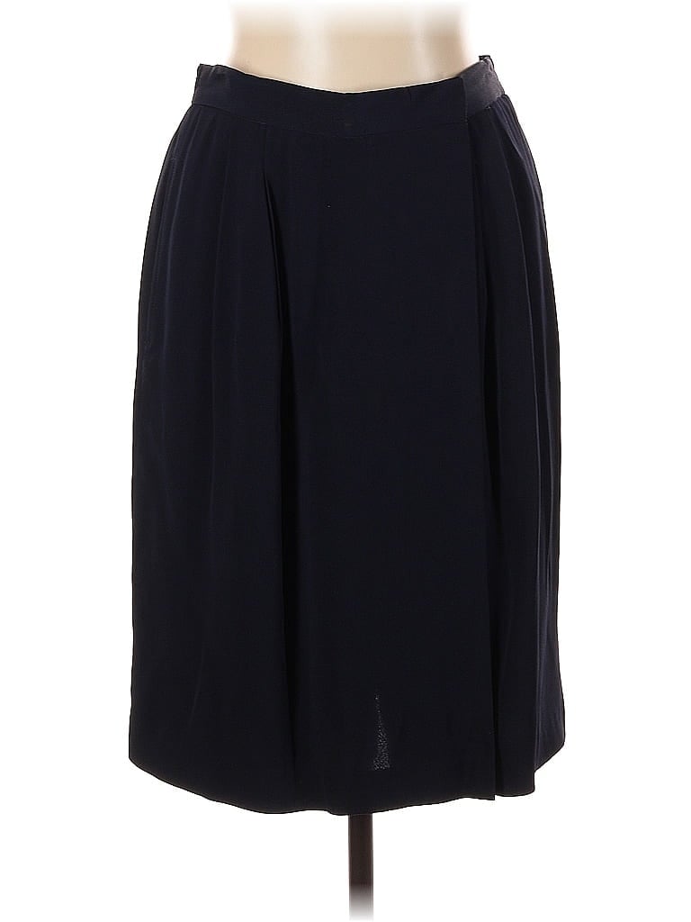 Click to view more detailed imagery on our partner's website Pre-owned Anne Klein Ii Casual Skirt In Black