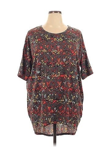 Lularoe 3/4 Sleeve T-Shirt (view 1)