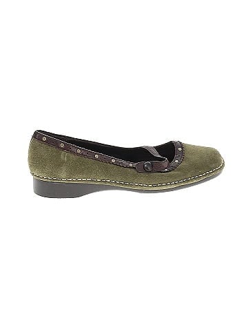 Liz Claiborne Flats (view 1)