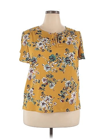 Counterparts Short Sleeve Blouse (view 1)