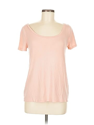 Old Navy Short Sleeve T-Shirt (view 1)