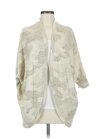 Lularoe Cardigan (view 1)